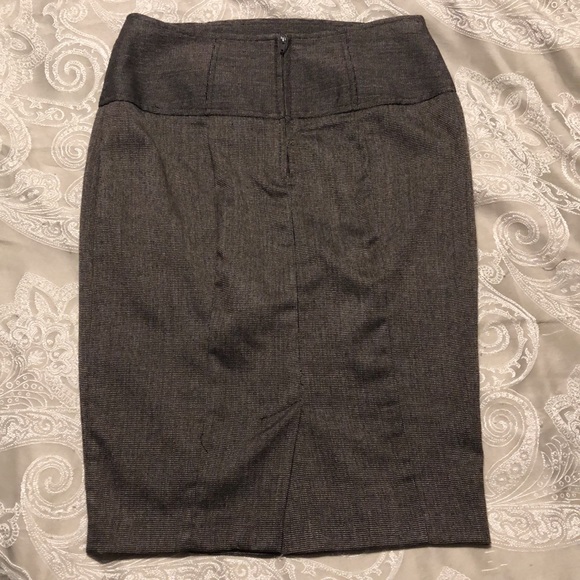 High Waisted Pencil Skirt - Picture 3 of 5